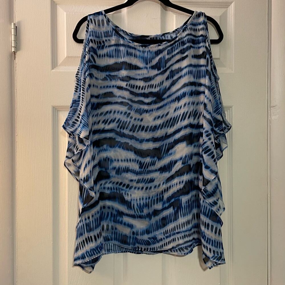 3/$30 || Blue & White Tie-Dye Sheer Open-Shoulder Blouse - Size UNKNOWN
